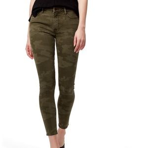 Sanctuary cropped khaki pants